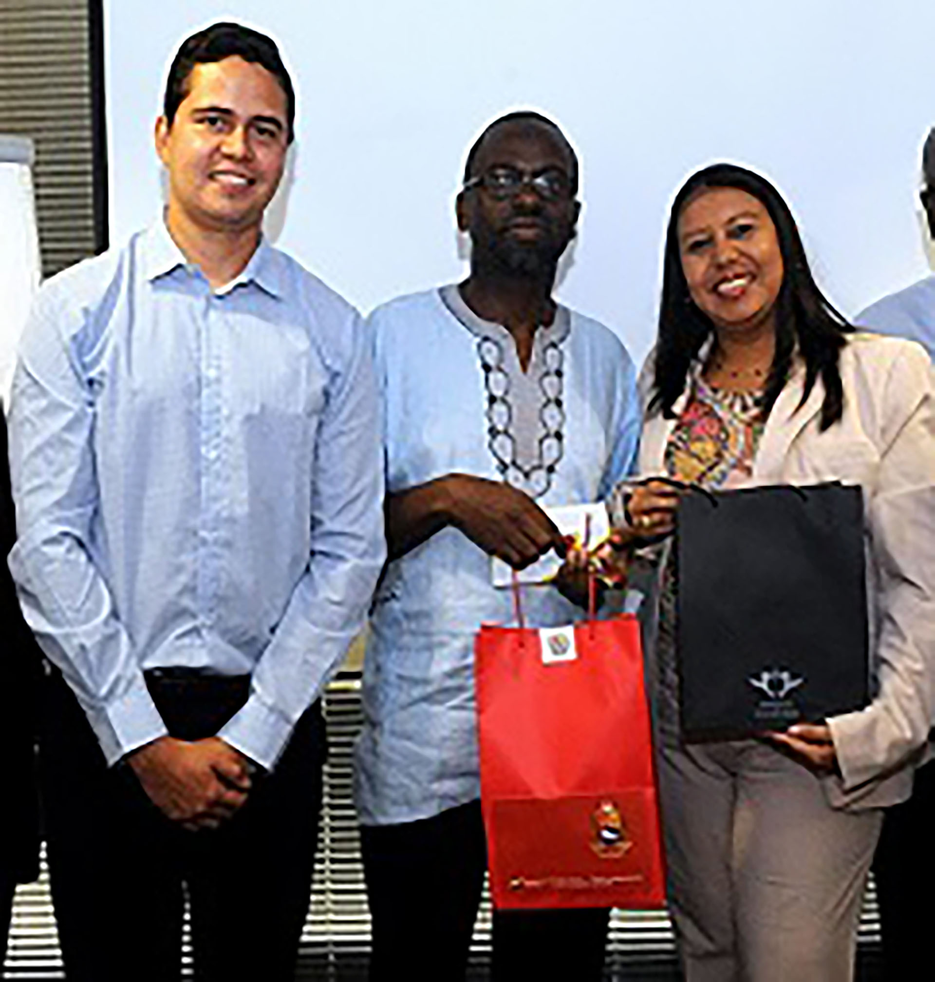 Uj, Venezuela talk postgrad opportunities