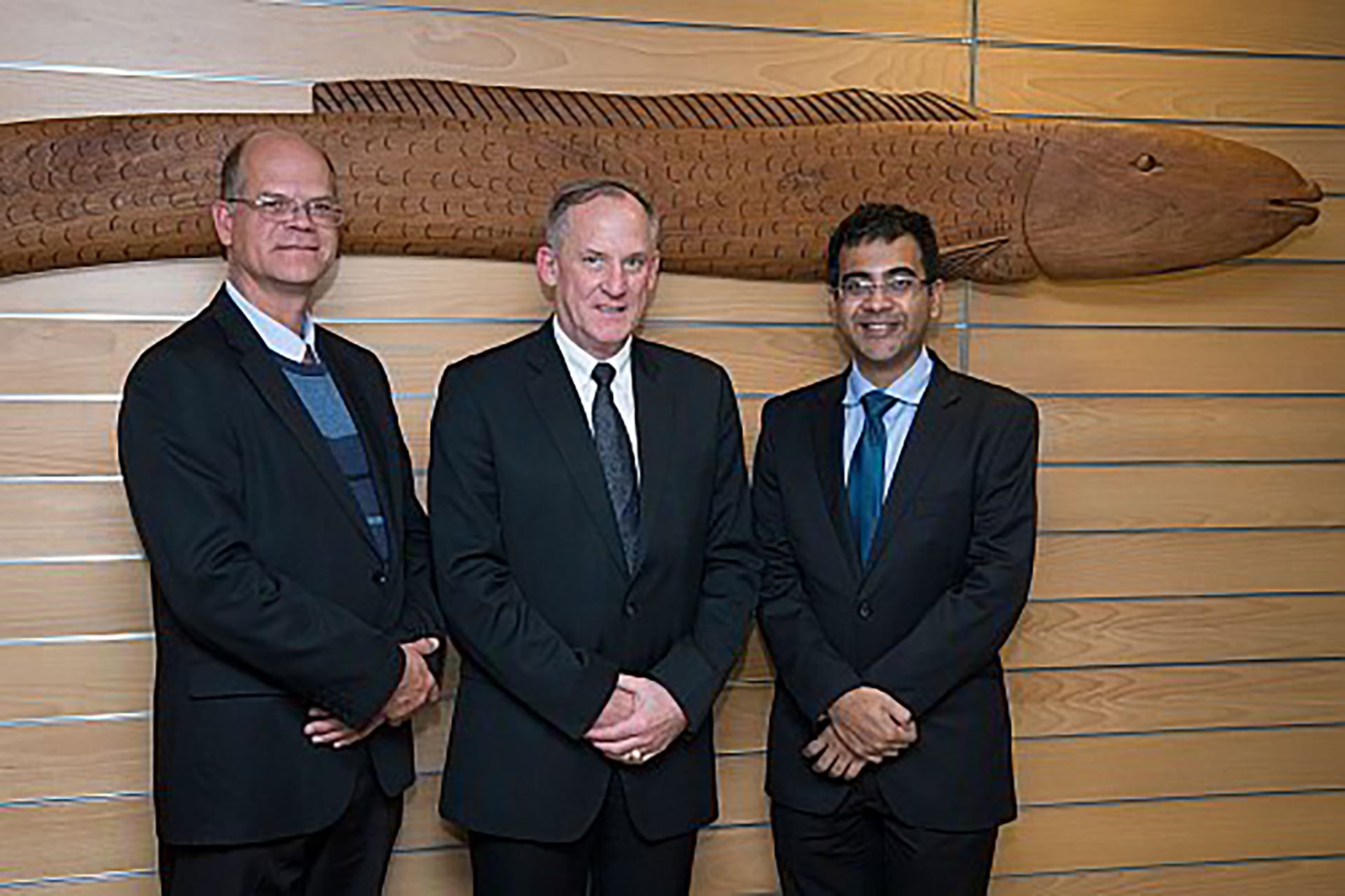 IEEE President lectures on disruptive innovation at UJ