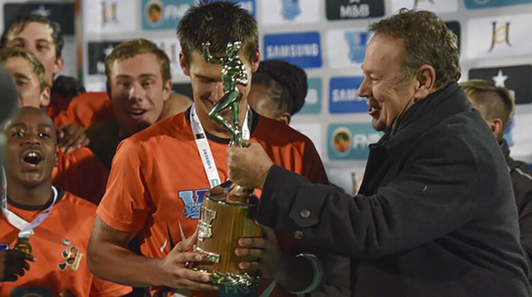 UJ Hockey squad retains championship for the 3rd time