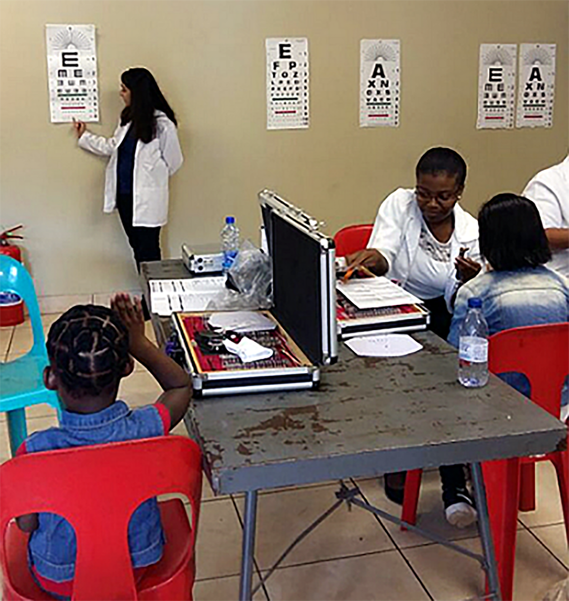 UJ Optometry Students sharpen eyesight at Randburg community