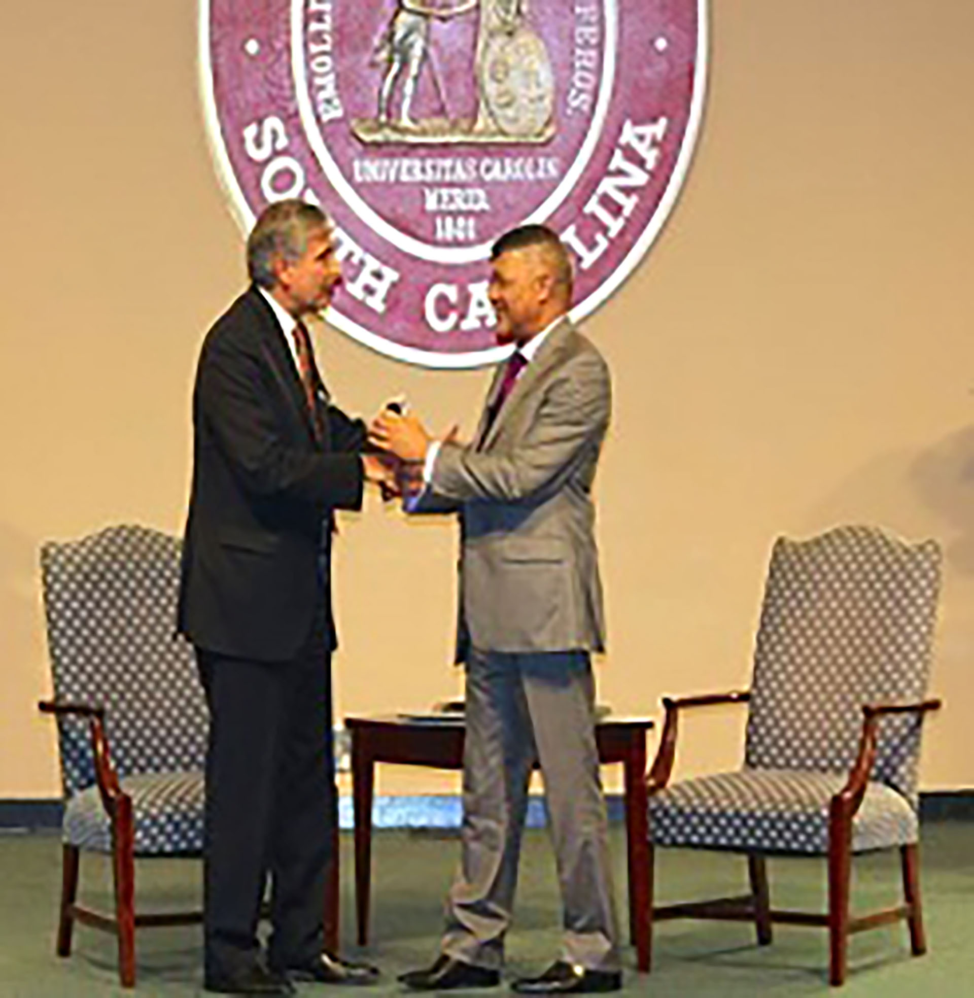UJ’s Vice-Chancellor, Prof Ihron Rensburg, acknowledged for his leadership