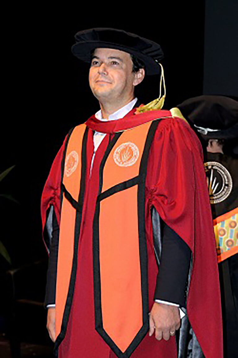 UJ students intermingle with world renowned Thomas Piketty at conferral of honorary degree