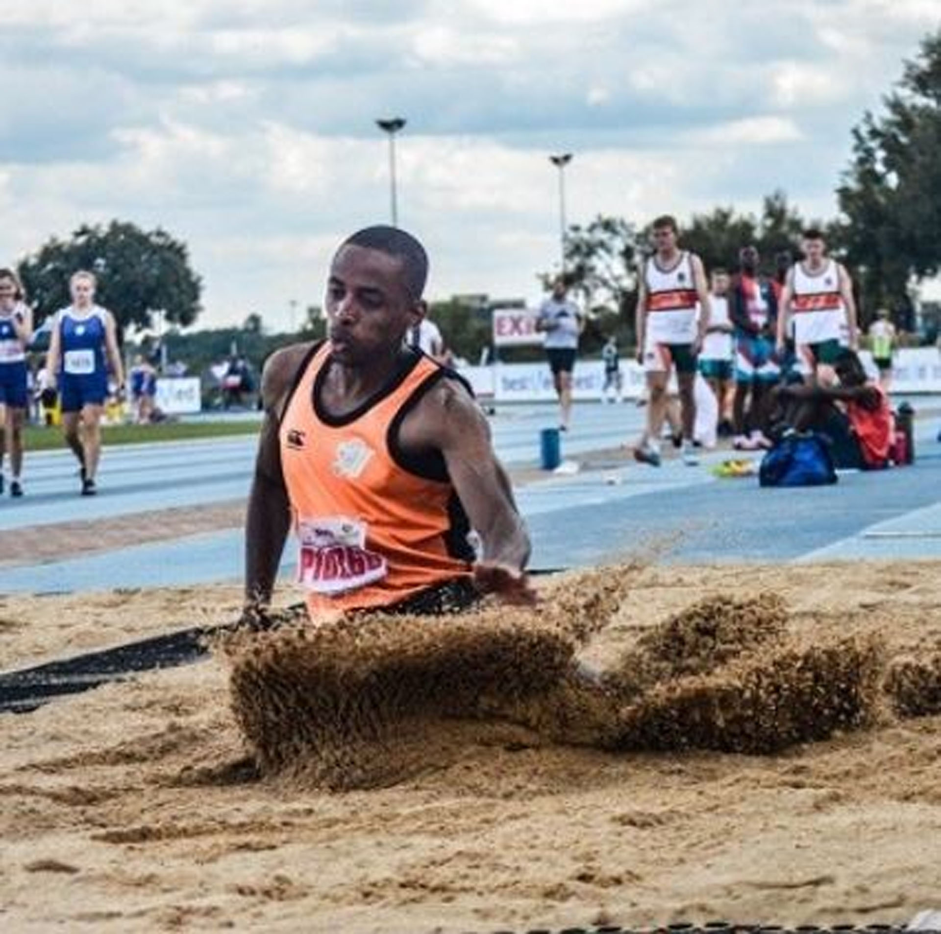 uj sportsman long jump