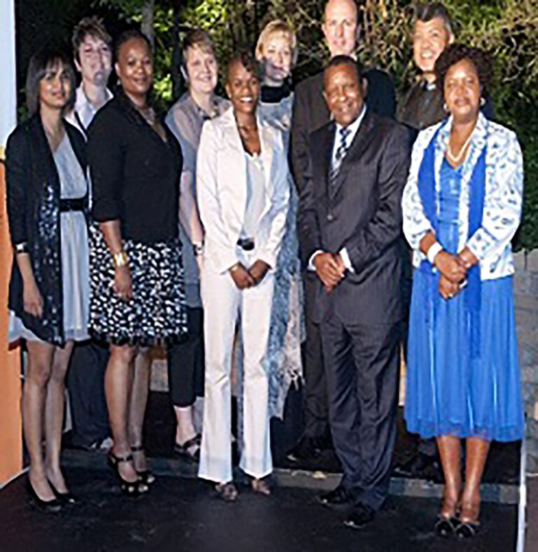 Alumni Dignitas and Community Engagement Awards
