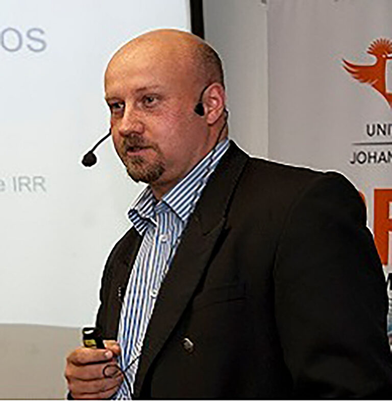 Dr Frans Cronje explores South Africa’s future at UJ