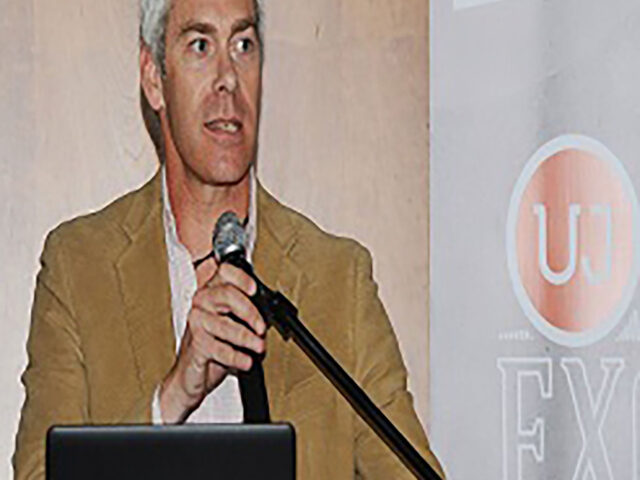 Behavioural strategist inspires top achieving UJ students