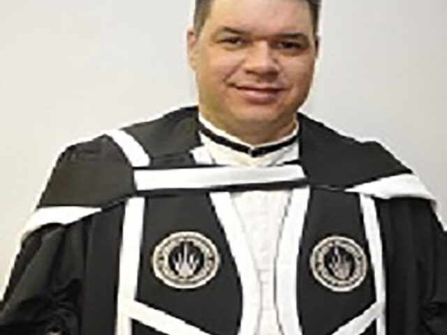 Story of a father’s hope – UJ Cum Laude graduate: Jacques Scheepers