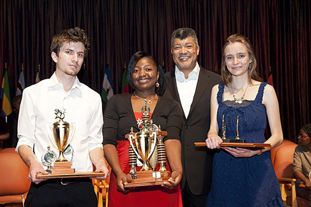 UJ awards top achieving first-year students