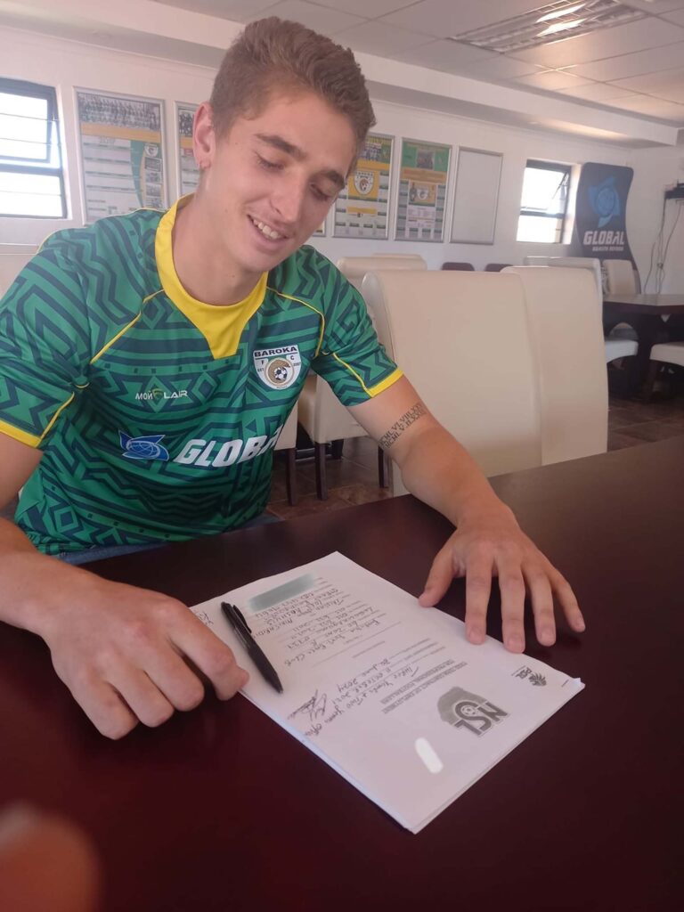 UJ football striker and student, Tristan Nikitaridis, joins PSL side Baroka FC