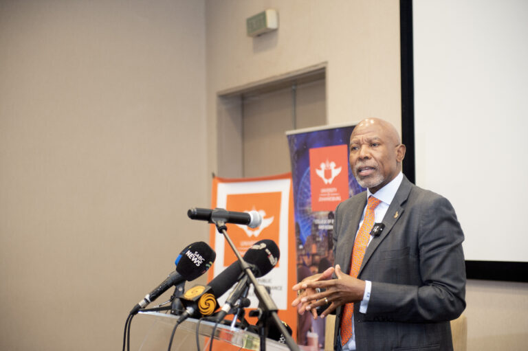 South African Reserve Bank Governor, Lesetja Kganyago, delivers Distinguished Lecture at UJ