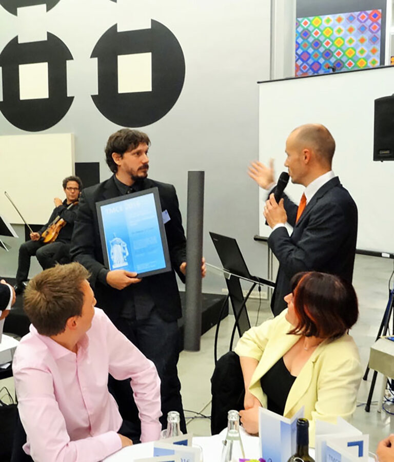 Computer Science and Software Engineering Academy presents in France