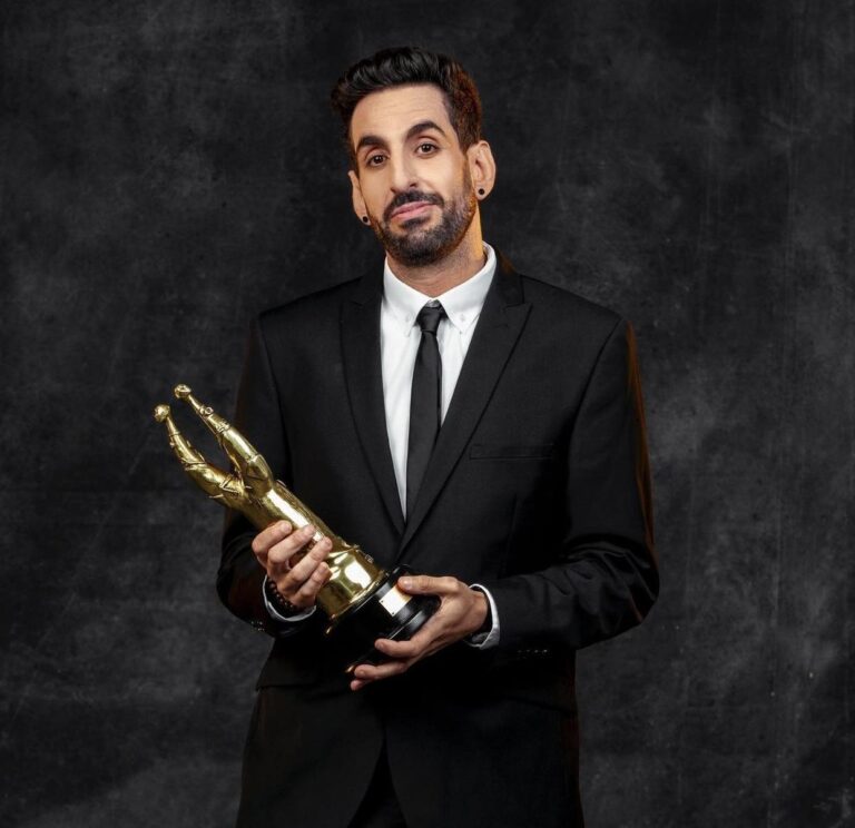 UJ Alumni Rick Joaquim won a Golden Horn SAFTA!