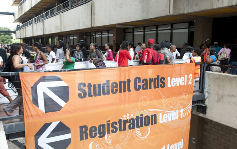 UJ in a new drive to assist ‘missing middle’ students with 2023 registration fees