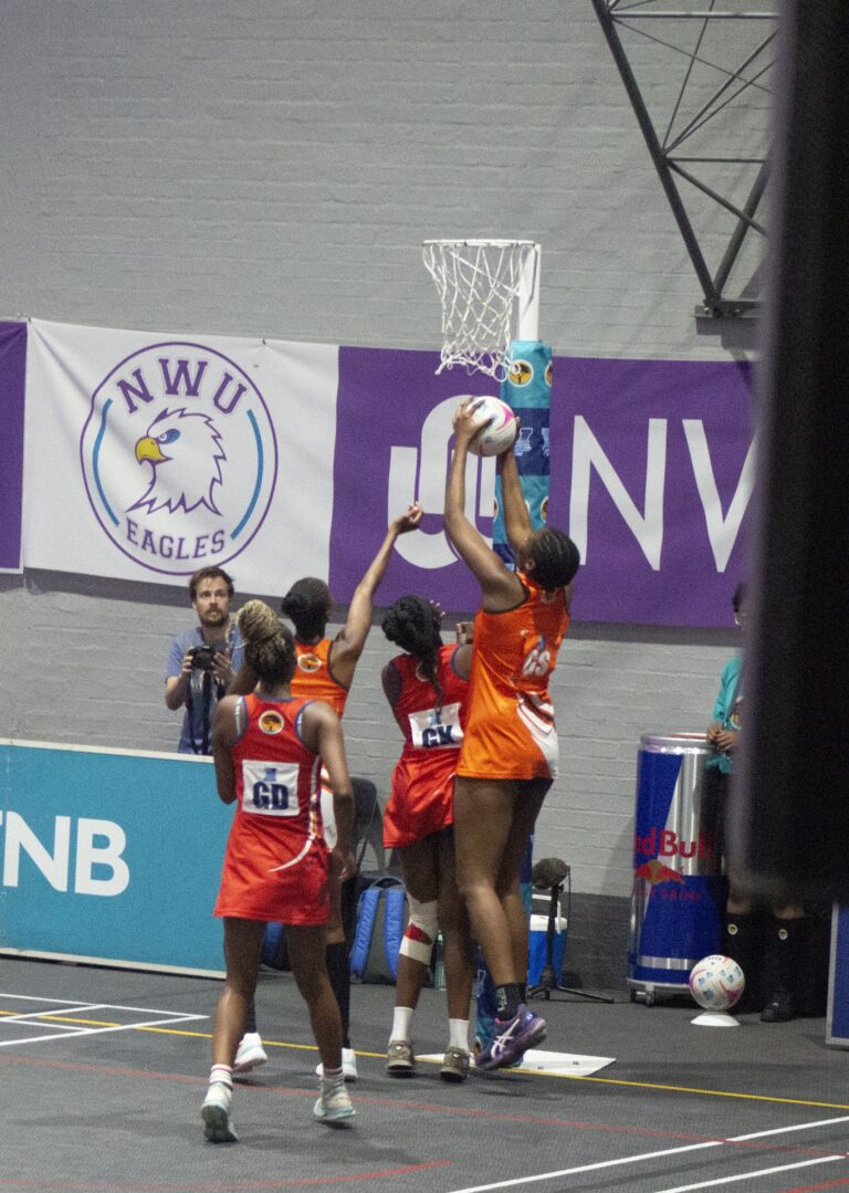 UJ netball aims for medal finish after an emphatic victory over TUT in Potchefstroom