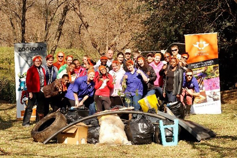 Padda Dam clean-up on Mandela Day