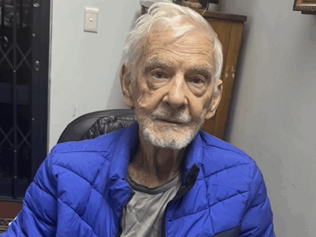 90-Year-Old Caspar Greeff proves lifelong learning is within reach at UJ
