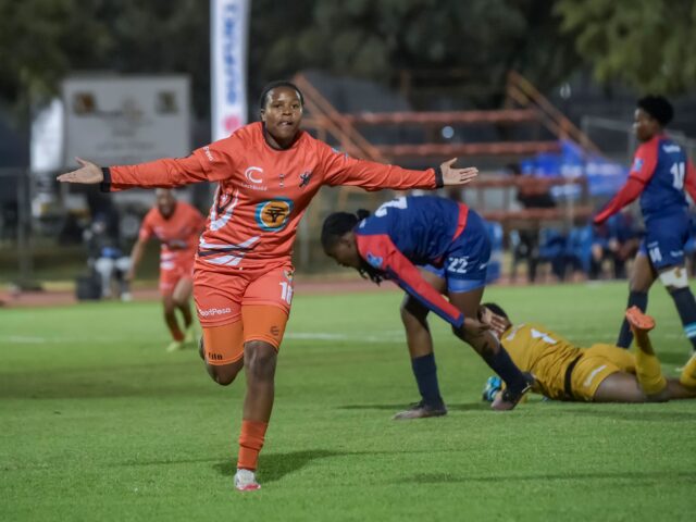 UJ Senior Women’s Team defeat TUT to meet UWC in Varsity Football final