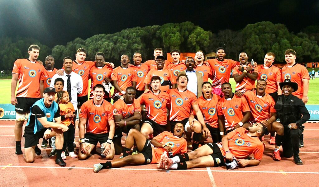 UJ Senior Men’s Rugby Team with UJ Vice-Chancellor Prof Letlhokwa Mpedi and Prof Bongani Ngqulunga