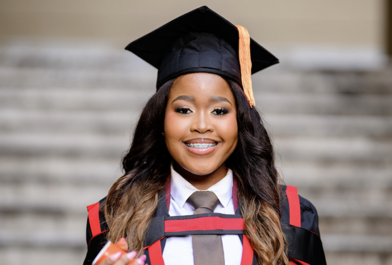 UJ LLM graduate receives the Vice-Chancellor’s Award for outstanding academic achievement