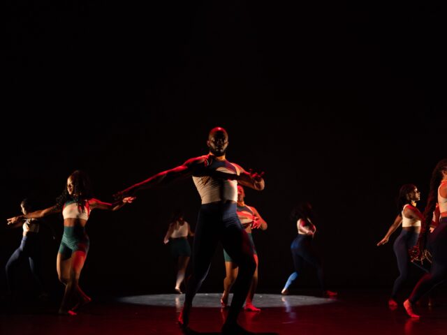 L’Acadco celebrates 64th anniversary of independence in dance at UJ